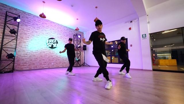 Karol G - Ay Dios Mio | Freestyle Escuela de Baile - Reggaetón Coreografía смотреть онлайн