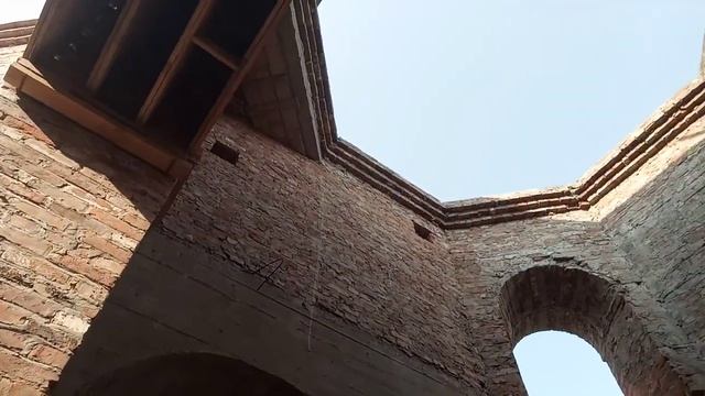 храм изнутри: плита ,карнизы, арки из бетона смотреть онлайн