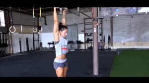 Последствия виса на турнике - неудобная правда (полезно ли висеть?)