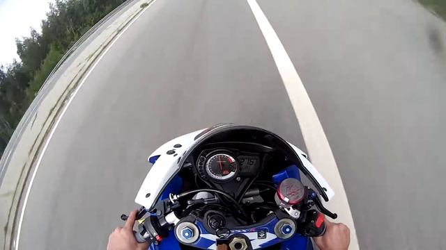 Suzuki Gsxr 600 k9 смотреть онлайн