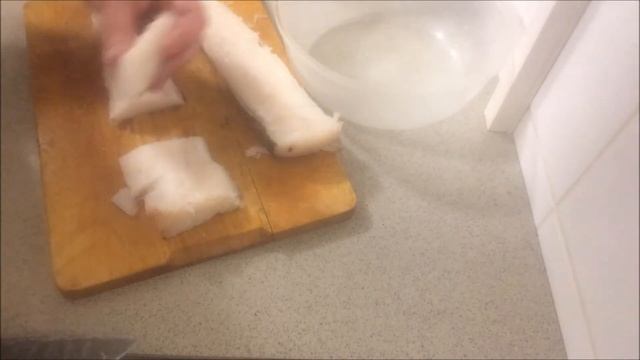 166. Четыре блюда из одной трески. Часть 1. Разделка. Жареная треска. Быстрые пирожки из лаваша. смотреть онлайн