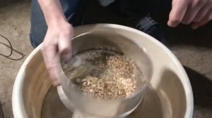 Измельчение табака ситом. Ещё один вариант