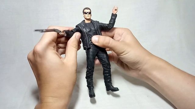 ТЕРМИНАТОР Т-800 ГАЛЕРЕЯ - Обзор фигурки | Neca смотреть онлайн