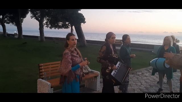 Очамчира-город мира.Город солнца и тепла смотреть онлайн
