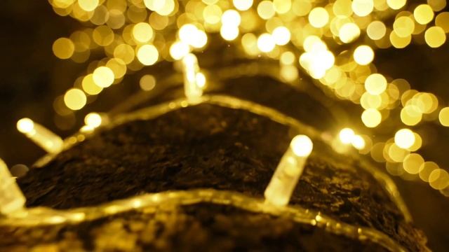 Украшение фасада дома к новому году?заказ ?svetville.ru смотреть онлайн