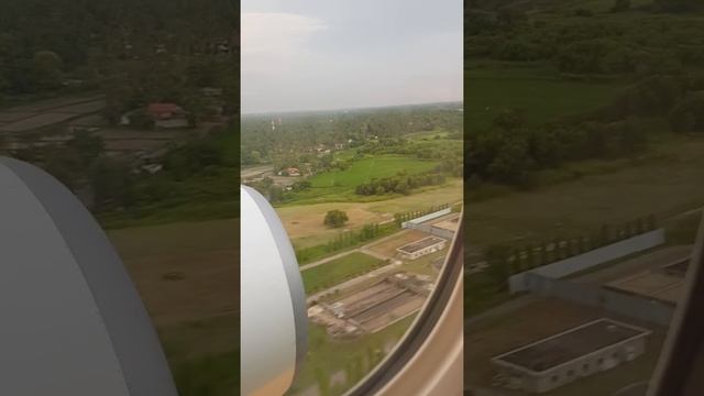 Landing at Colombo Bandaranaike International Airport, Sri Lanka Scenic beauty смотреть онлайн