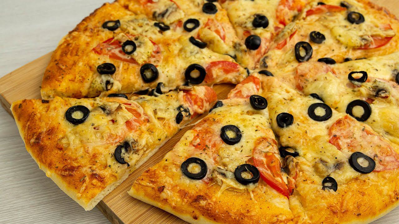 Идеальное тесто для пиццы. Тонкое, с мягкими корочками