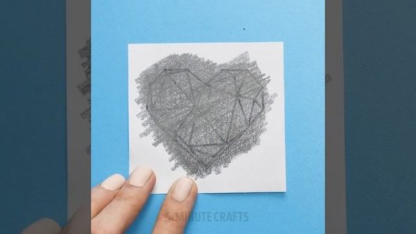 24 CREATIVE DRAWINGS USING EVERYDAY OBJECTS