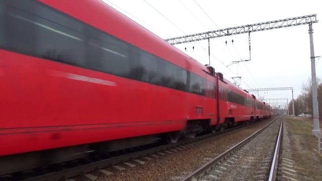 "Первый из первых Аэриков!" Электропоезд ЭД4МКМ-АЭРО-0001 "Аэроэкспресс" смотреть онлайн