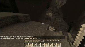 Minecraft CREEPYPASTA: Siren Head (Feat. CommandGeek)