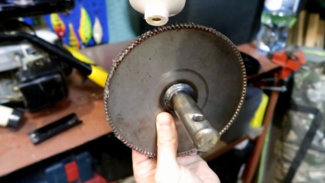 Замена смазки в редукторе мотоледобура Jiffy SD60i. DIY. DF 63 смотреть онлайн