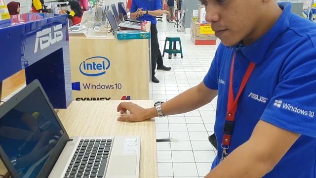 Laptop Idaman, Asus X441BA si Murah nan Mantab смотреть онлайн