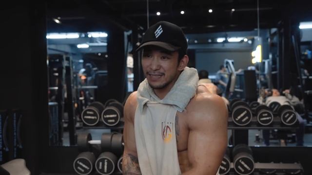 WEEK 1 BULK SERIES - Chest Shoulders Triceps смотреть онлайн
