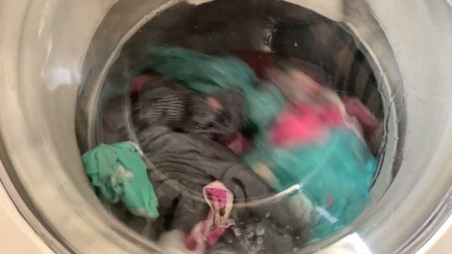 Longvie Sensitive touch first rinse on Color Protect program смотреть онлайн