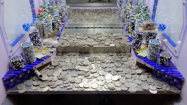 Huge Quarter Pyramid !!! Amazing Coin Pusher Game... Loads of fun... смотреть онлайн