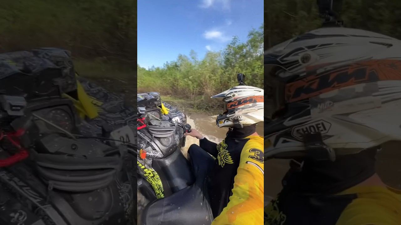 На задних покатаемся? В воде проще всего поднять квадроцикл на задние и учится держать баланс смотреть онлайн