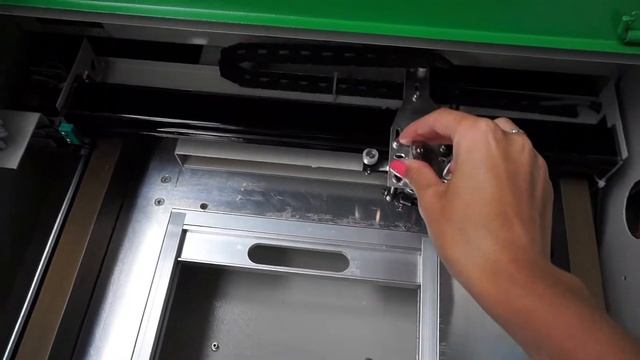 Лазерный гравировальный станок CO2