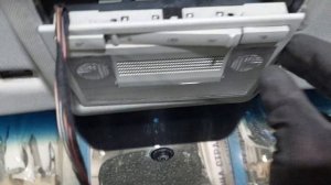 Снятие потолка на Volkswagen Polo. часть 1