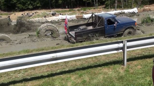 [1080] Trail Rex 2010 Mud Bog, Ford beats Jeep смотреть онлайн