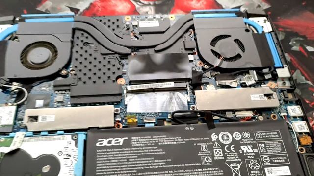 Abrindo Notebook Acer Predator Helios 300 RTX 2060 144hz #Edcriptografia смотреть онлайн
