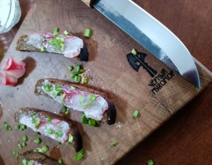 Ножи северных народов. Нож манси, кованный клинок, х12мф. Видеообзор. Черный мухомор