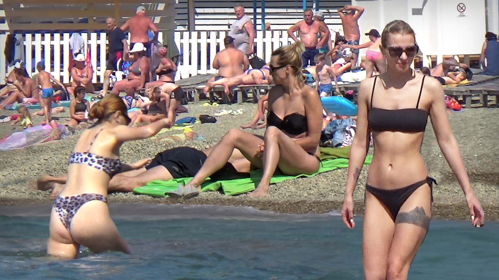 Пляж в Анапе за Малой бухтой. Без комментариев смотреть онлайн