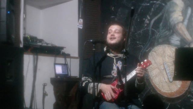 Ласло Кун - Бури мироздания (23 декабря 2019) (под укулеле) смотреть онлайн