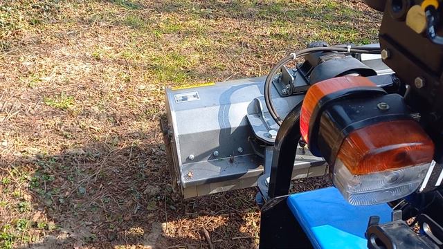 Mulcher mit hydraulischer Seitenverstellung Eigenumbau am Solis 20 смотреть онлайн