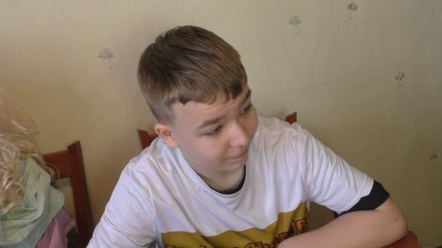 К НАМ ПРИЕХАЛИ ГОСТИ... смотреть онлайн