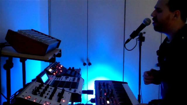 GLASYS - Off Guard (Solo Synth Performance) смотреть онлайн