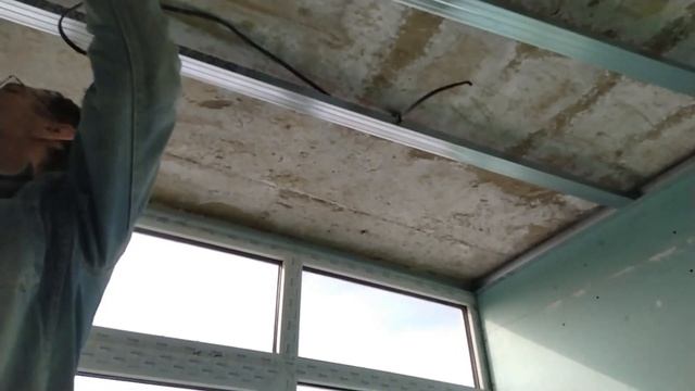 ВИТАЛИКА НЕ ОСТАНОВИТЬ, ПОТОЛОК ИЗ ГИПСОКАРТОНА НА БАЛКОНЕ, С УТЕПЛЕНИЕМ. смотреть онлайн