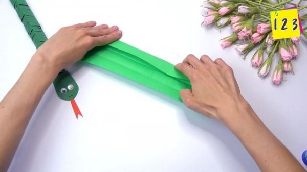 Amazing Paper Snake - Moving paper toys easy