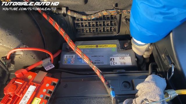 BMW E90 E91 E92 E93 Battery Replacement