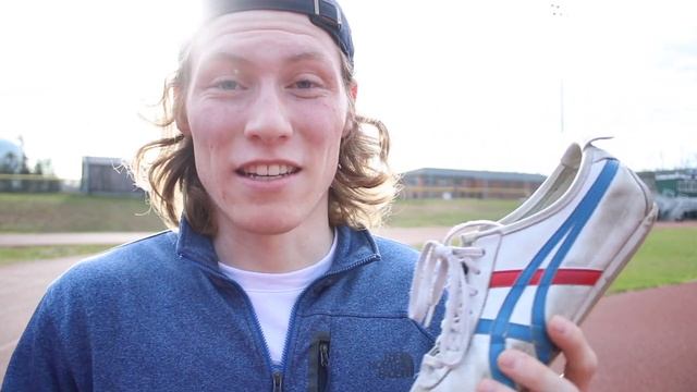 Running a MILE in Asics Onitsuka Tiger Mexico 66 -- RUN TEST смотреть онлайн
