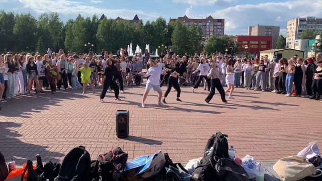 K-POP RANDOM PLAY DANCE in TOMSK, SIBERIA | 케이팝 랜덤 플레이 댄스 | JULY 2023| part 2 смотреть онлайн