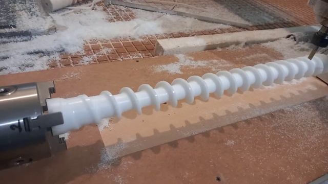 Изготовление пластикового шнека. смотреть онлайн