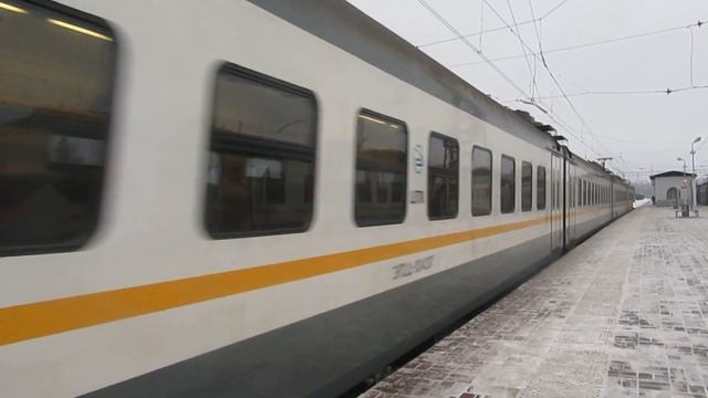 Электропоезд ЭП2Д-0042 ЦППК станция Нара 1.01.2019 смотреть онлайн