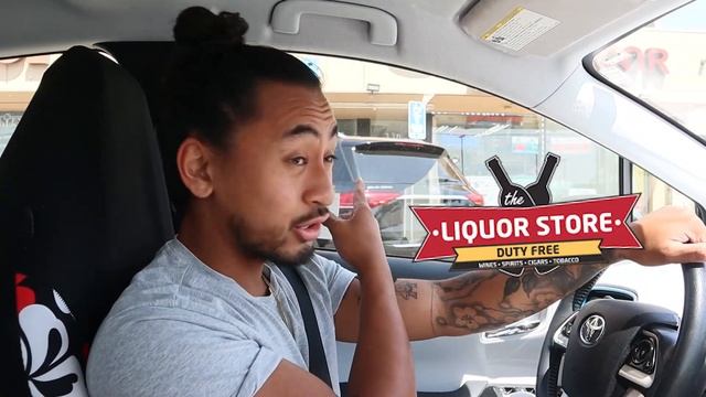 How The System Keeps You Broke (and how to break free) смотреть онлайн