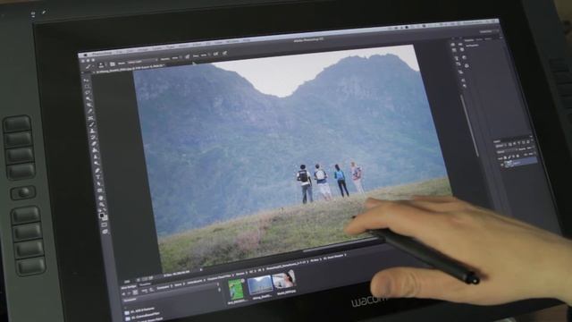 Photoshop and Content Aware Scale смотреть онлайн