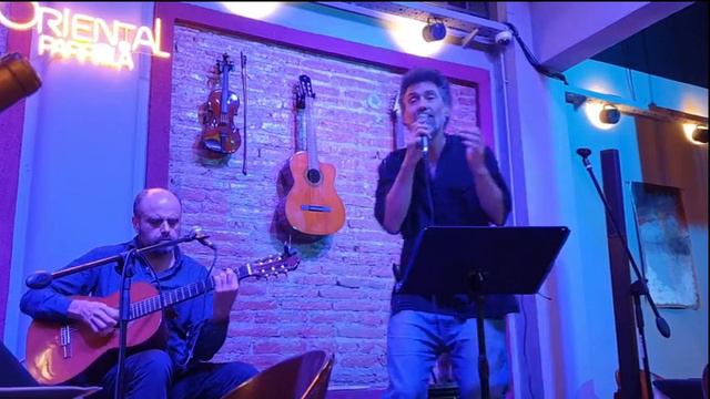 Balada para un loco (Tango) por Leonardo Pignataro con Maestro Héctor Tortosa en Oriental Parrilla смотреть онлайн