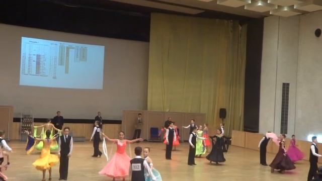Юниоры-1 Д класс 1/2 финала Стандарт смотреть онлайн