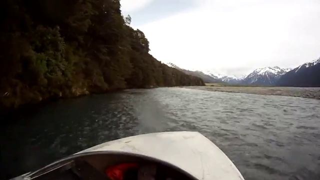 Jetboating the top end of the Waimak , New Zealand смотреть онлайн