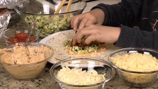 Готовлю Завтрак - Конвертики С Беконом И Омлетом | Рецепт От Hello Katty смотреть онлайн