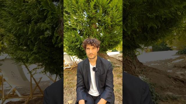 Interview de Louis Garrel - FESTIVAL DU FILM FRANCOPHONE D'ANGOULÊME 2022 смотреть онлайн