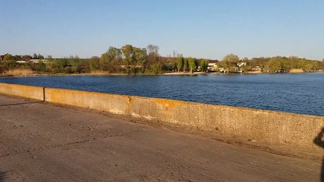 Вяловское водохранилище на SUZUKI DJEBEL. смотреть онлайн