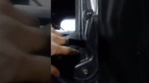 Снять ручку двери. Мазда 6