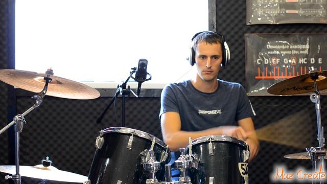Валентин Голиков - Heart-shaped box (Nirvana) Drum Cover смотреть онлайн