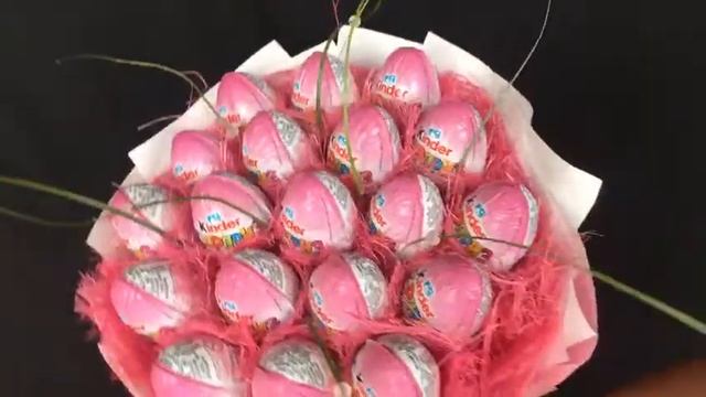 Детский съедобный букет «Киндер 2» смотреть онлайн