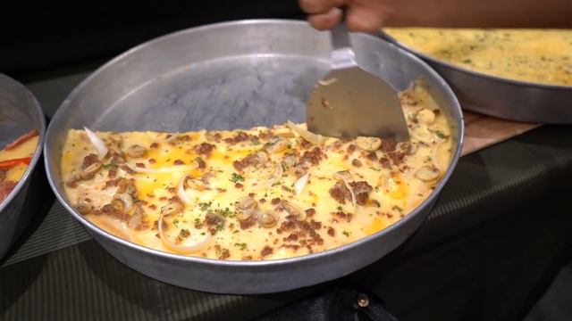 This FILIPINO MALL Food Court is CRAZY 😳! Manila Malls Food Tour смотреть онлайн