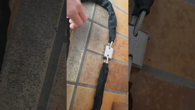 ЗАМОК ДЛЯ ЕЛЕКТРОВЕЛОСИПЕДА смотреть онлайн